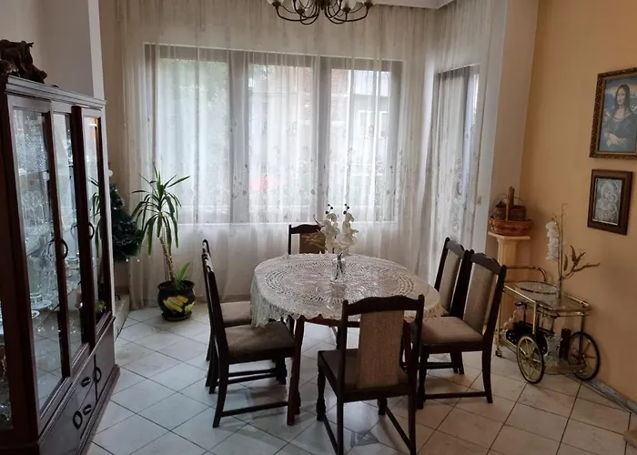 Semesterbostad Tsar Simeon, 2 Bedroom, Living And Fireplace Sofia