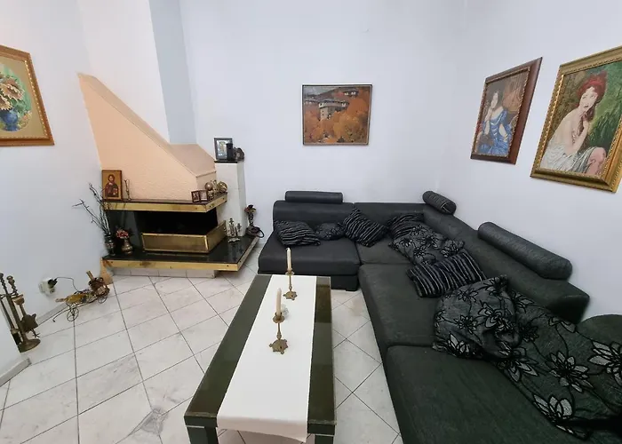 Tsar Simeon, 2 Bedroom, Living And Fireplace ソフィア